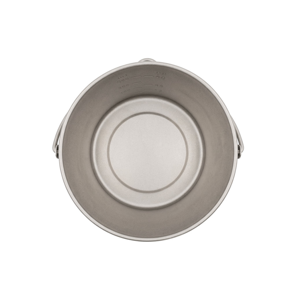 Movoloro 33.8 fl oz Titanium Pot with Folding Handles