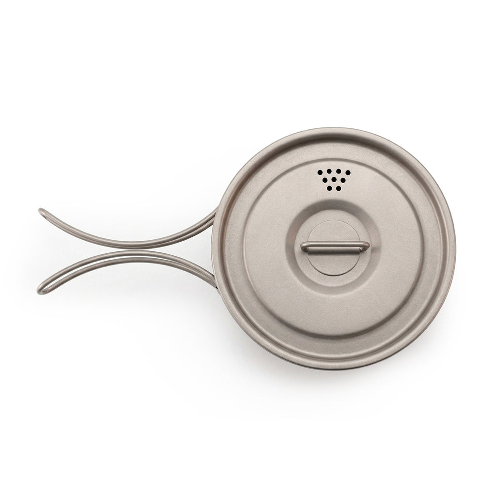 Movoloro 33.8 fl oz Titanium Pot with Folding Handles